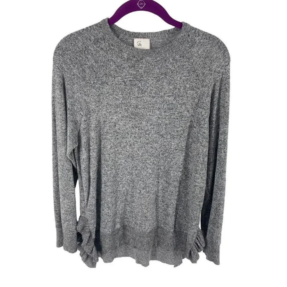 Anthropologie postmark Women's Crew Sweater Ruffle Slit Hem Rib Gray Petite XS